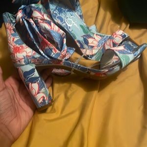 flower print high heels Jessica simpson